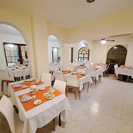 Hotel Provincia Trelew Kültér fotó